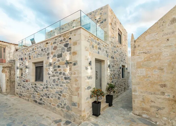 Marilena Natural Stone House, By Hellocrete