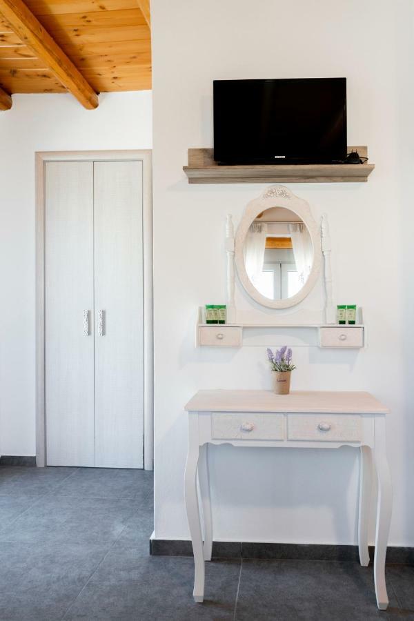 Marilena Natural Stone House, By Hellocrete