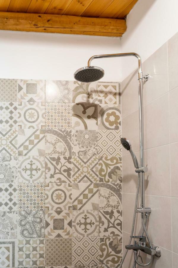 Holiday home Marilena Natural Stone House, By Hellocrete