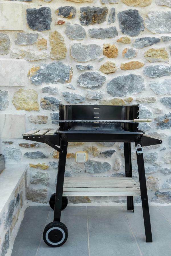 Marilena Natural Stone House, By Hellocrete * Pigi (Crete)