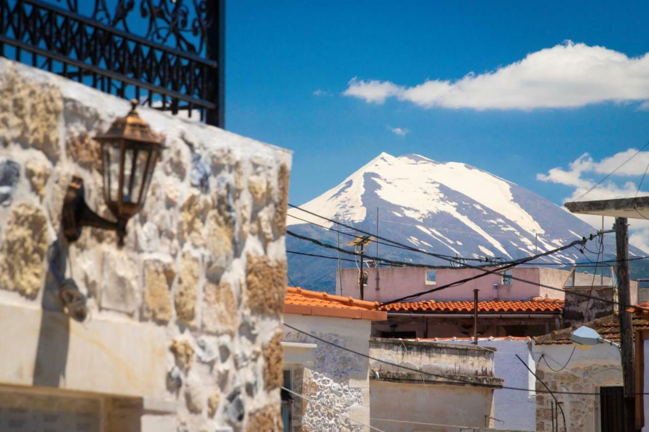 Marilena Natural Stone House, By Hellocrete Pigi (Crete)